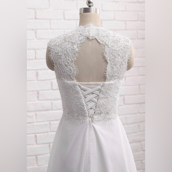 Wedding Dresses for Bride 2023 Sleeveless Lace - Picture 7 of 8